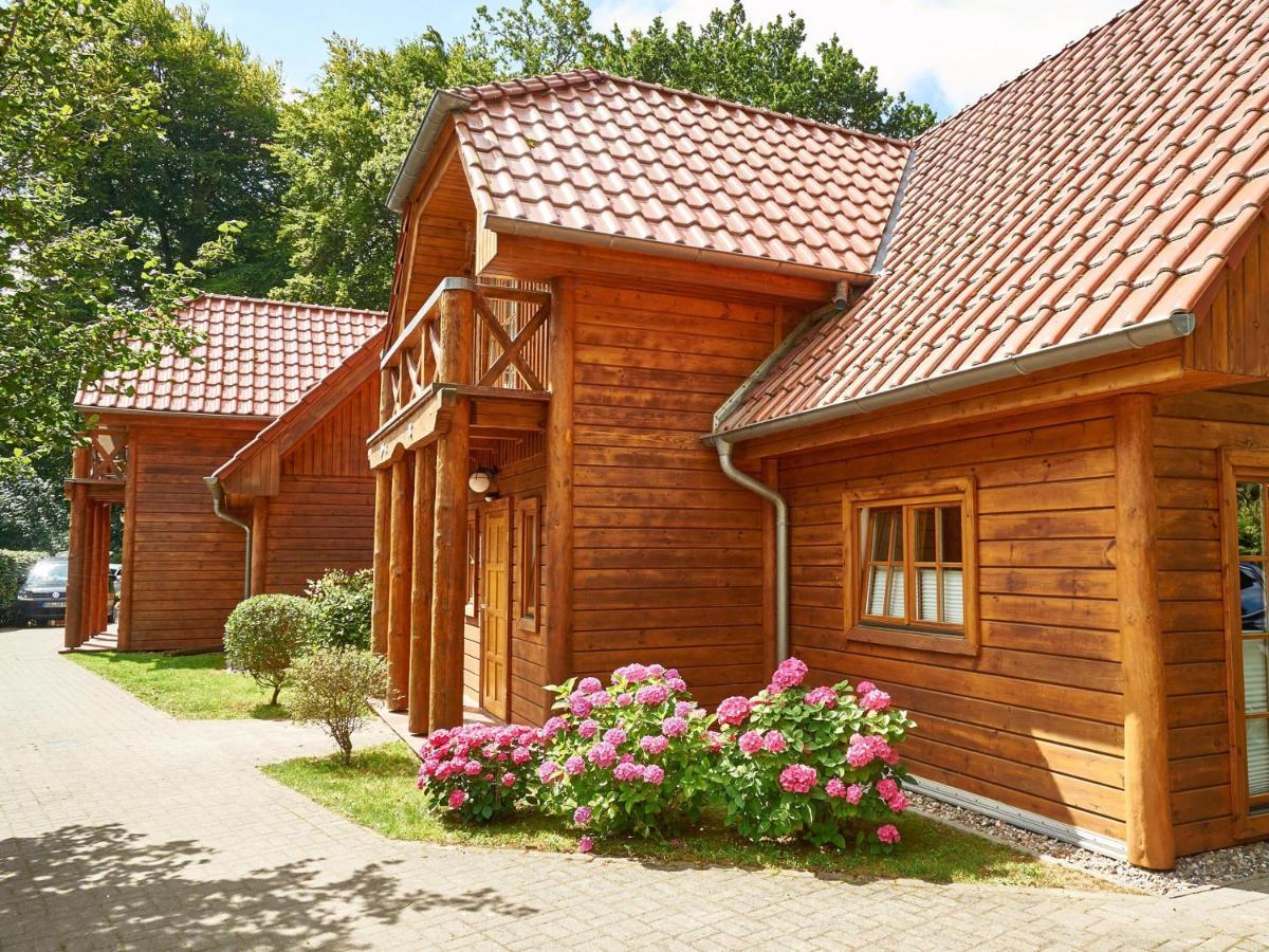 Strandschloesschen Sellin - Haushaelfte 2 Exterior foto